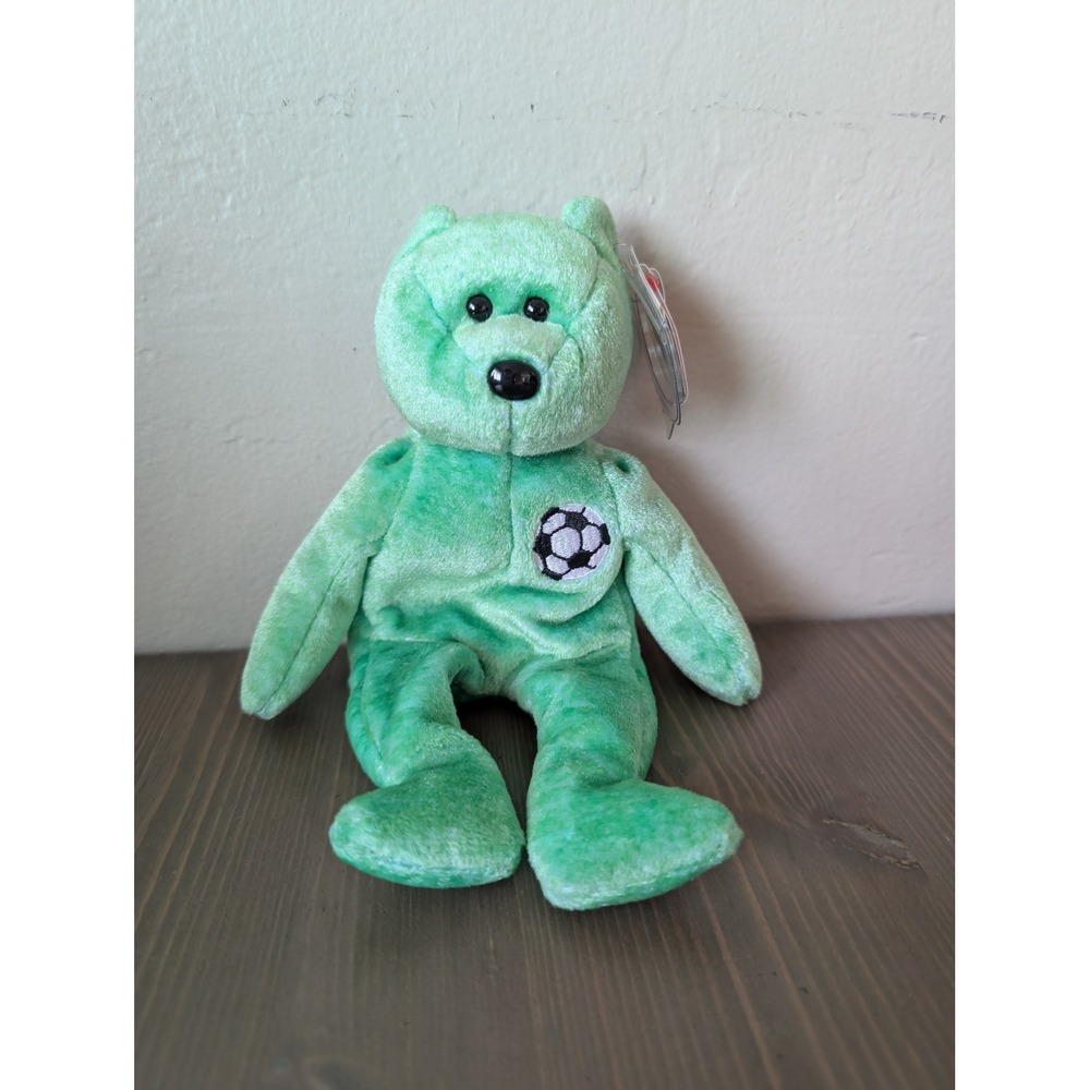 Ty Beanie Babies Kicks the Bear Green Soccer Ball Plush Sports Pastel Kids‎